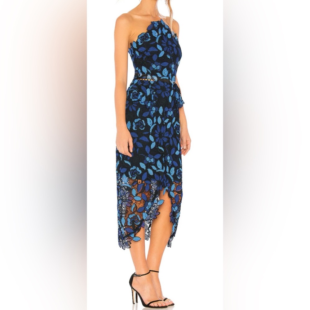 Elliatt Times Dress - Floral Lace Dress in Blue and Black
